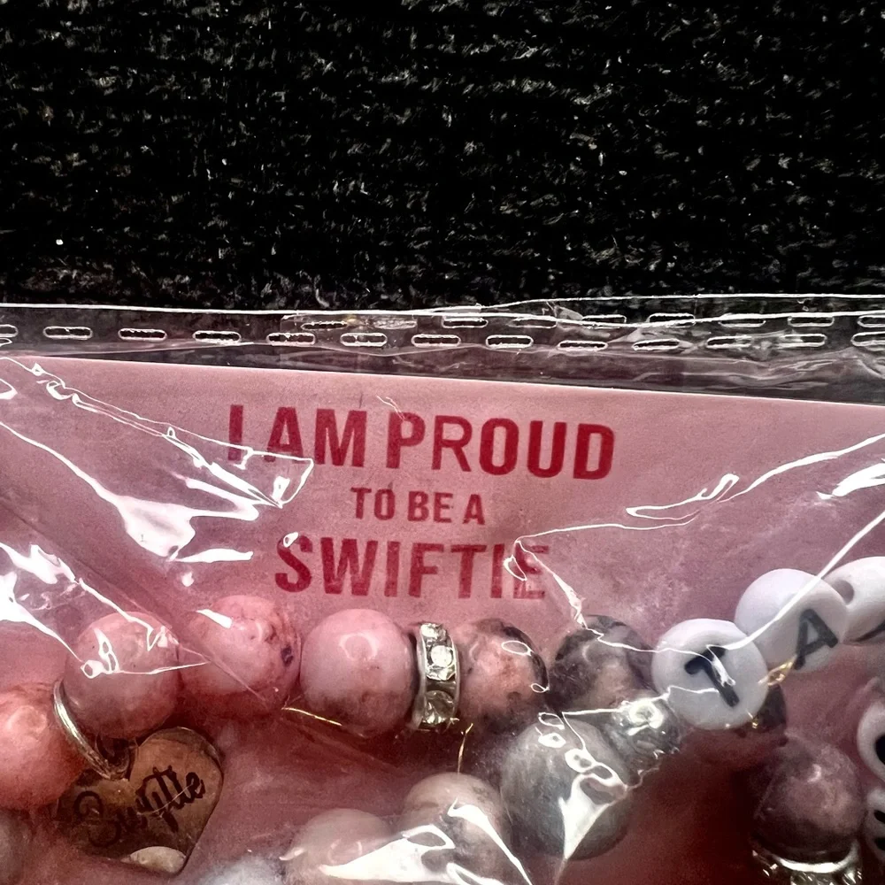 Taylor Swift - Swiftie‎ Forever - Gold and Pink Bracelets - New Package of 2